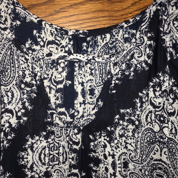 Blue and white patterned dress size extra small - Picture 6 of 8